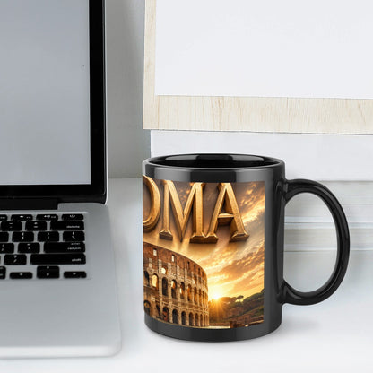 Colosseum Tasse – Keramikbecher mit Rom-Motiv, schwarzer Henkelbecher mit Colosseum-Sonnenuntergangsbild.